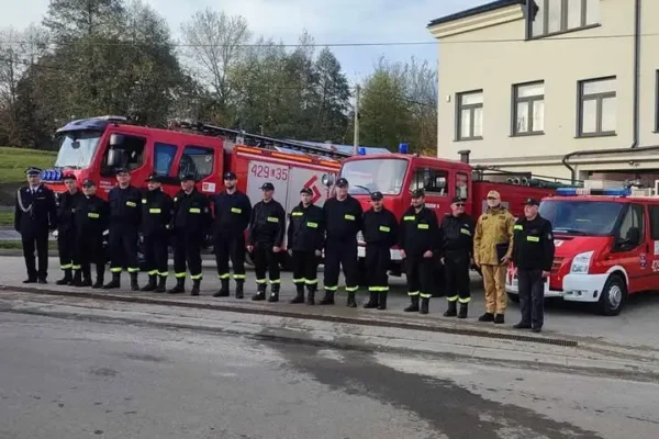 Strażacy oddali hołd tragicznie zmarłym kolegom z Niska