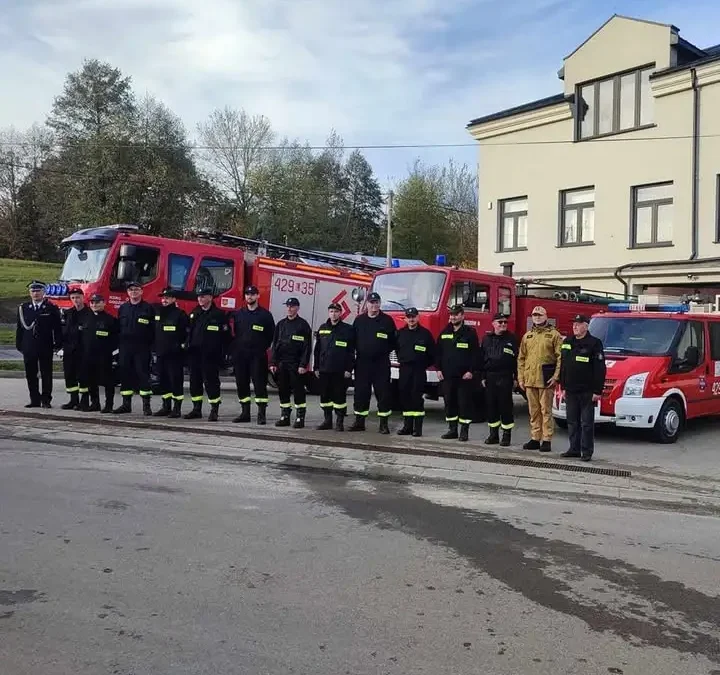 Strażacy oddali hołd tragicznie zmarłym kolegom z Niska