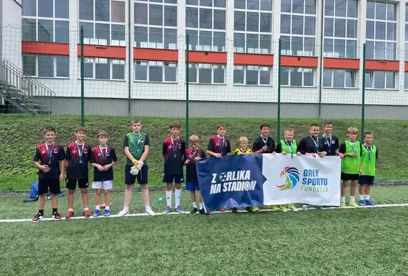 Z Orlika na stadion – sportowe emocje i świetne wyniki naszych drużyn!