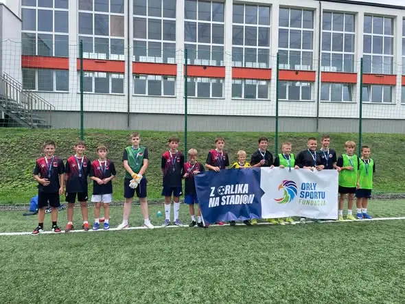 Z Orlika na stadion – sportowe emocje i świetne wyniki naszych drużyn!